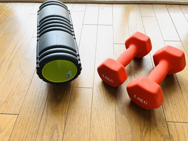 パーソナルジムでのトレーニングイメージ